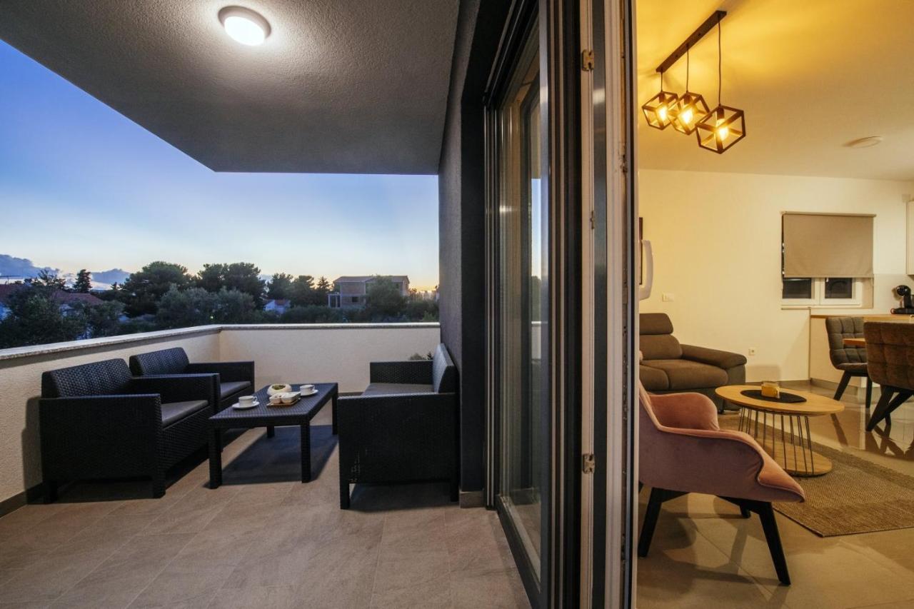 Crowonder Sun Dance Apartments With Heated Swimming Pool Seaview And Garden Свети-Филип-и-Яков Экстерьер фото