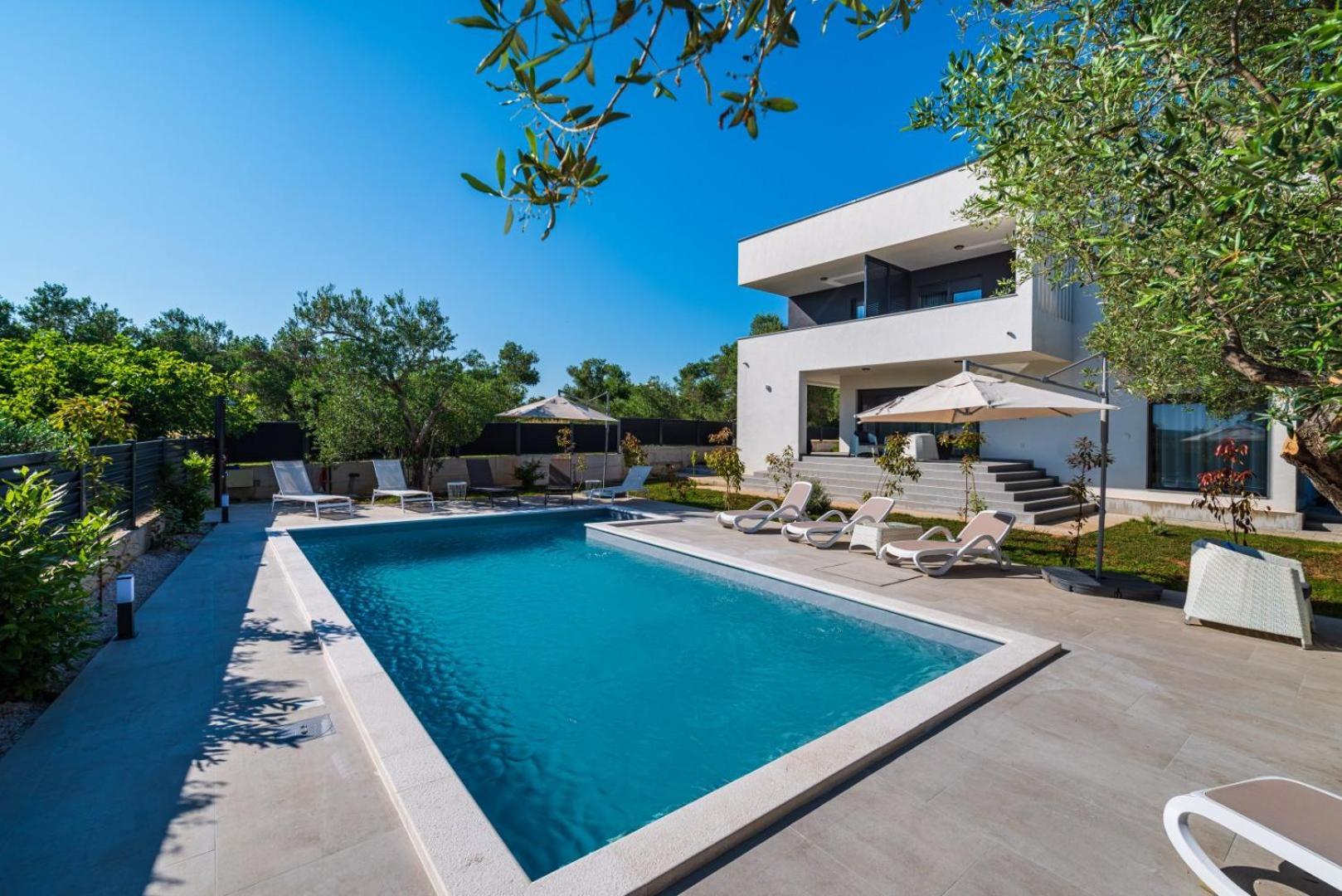 Crowonder Sun Dance Apartments With Heated Swimming Pool Seaview And Garden Свети-Филип-и-Яков Экстерьер фото